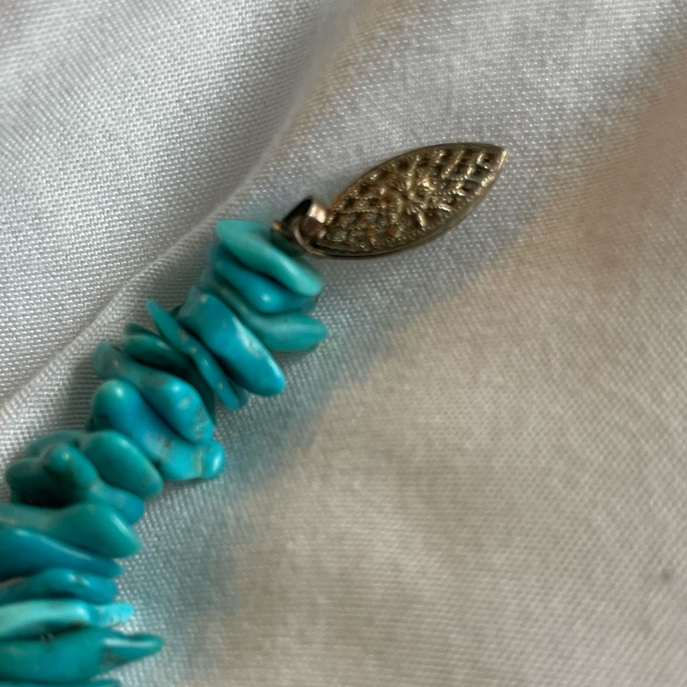 Vintage Turquoise Navajo Necklace - Picture 4 of 4